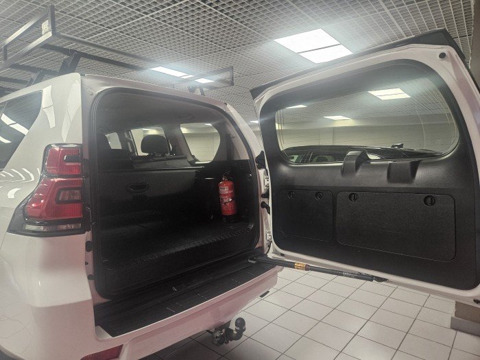 Toyota Land Cruiser 2022, foto 10