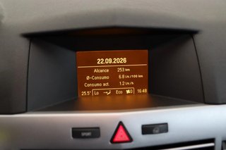 Opel Astra GTC 1.9 CDTi 120 CV Sport