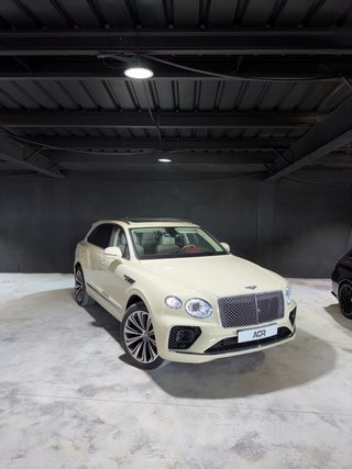 Bentley Bentayga v8 first edition 2022