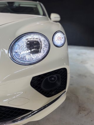 Bentley Bentayga v8 first edition 2022