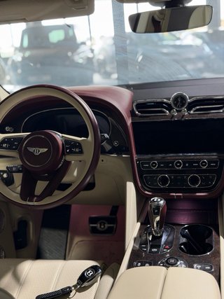 Bentley Bentayga v8 first edition 2022