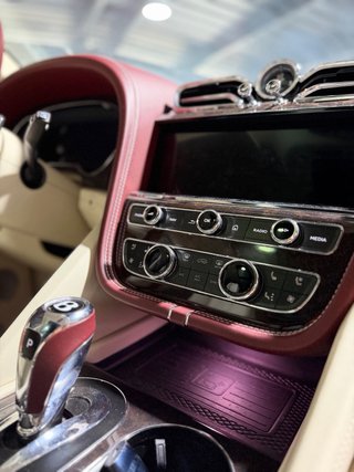 Bentley Bentayga v8 first edition 2022
