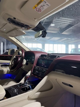 Bentley Bentayga v8 first edition 2022