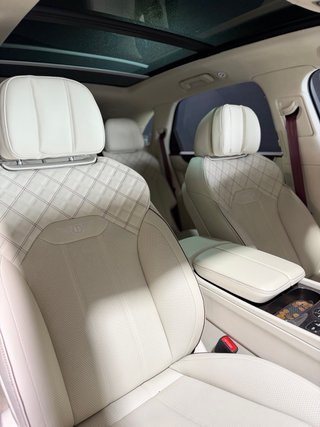 Bentley Bentayga v8 first edition 2022