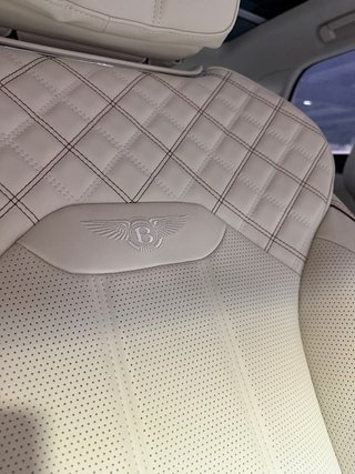 Bentley Bentayga v8 first edition 2022