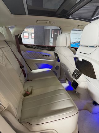 Bentley Bentayga v8 first edition 2022