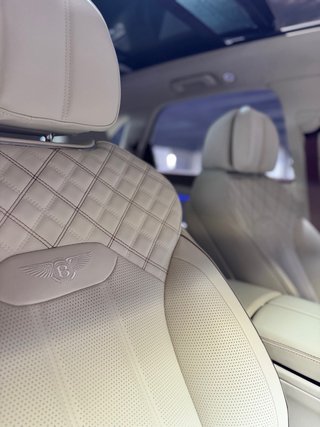 Bentley Bentayga v8 first edition 2022