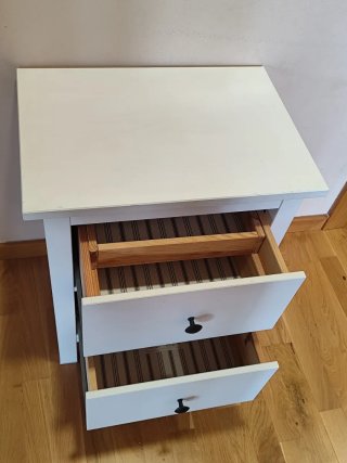 Mesita de noche Hemnes Ikea blanca
