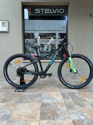 Bicicleta Scott Scale Pro 600