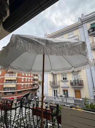 Parasol elegante y grande nuevo