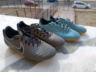 Lote de 2 Zapatillas de Fútbol Nike y Adidas