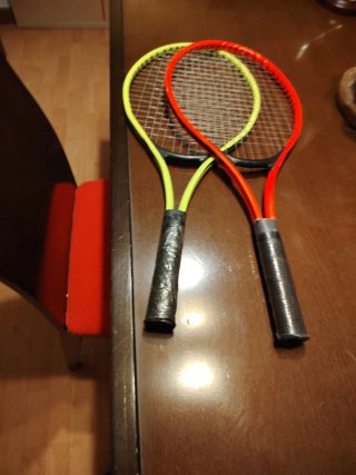 Dos raquetas de tenis