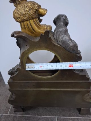 Armazón Reloj Bronce Patinado Niño y Perro