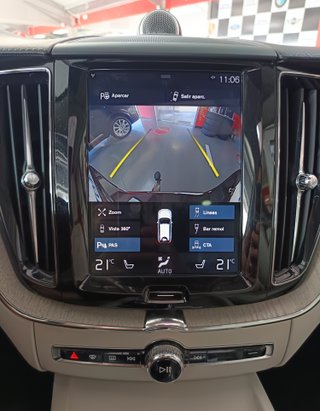 Volvo XC60 2.0 T8 AWD INSCRIPTION AUTO