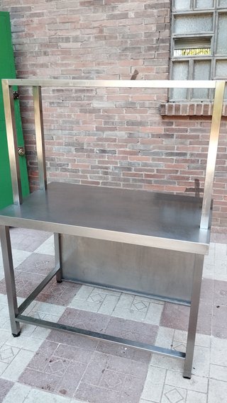 Mesa de Trabajo de Acero Inoxidable con Repisa