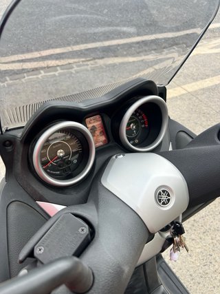 Yamaha X-MAX 125cc Maxi Scooter