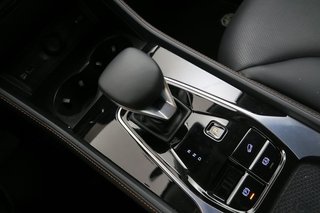MG HS 1.5T PLUG IN HYBRID LUXURY