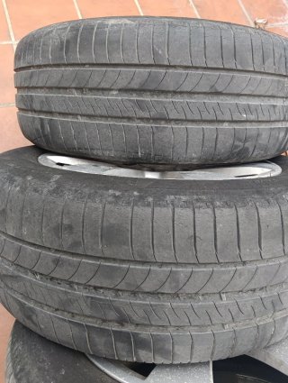 4 Llantas Mercedes con Neumáticos Michelin
