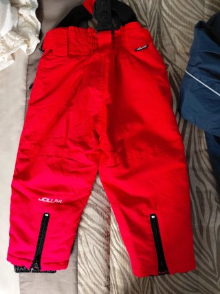Conjunto esquí: cazadora y pantalón