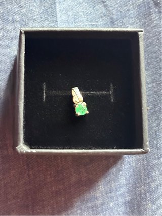 Colgante con Esmeralda Colombiana 0.16 ct