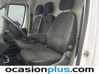 Peugeot Boxer Furgon BlueHDi 140 S&S 335 L2H2 103 kW (140 CV)