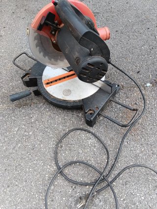Solo venta en casa Ingletadora Fair Line
