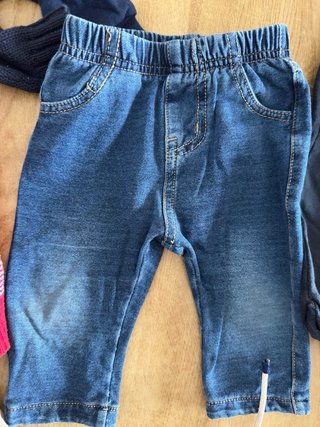 Lotto abbigliamento bimbo: maglie e pantaloni