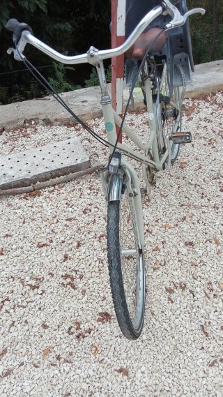 Bicicleta Gazelle antigua son 2 80€ c/uno negociab