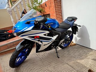 Moto Suzuki GSX-R 125 2026