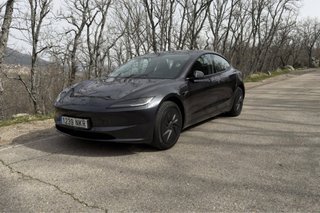 Tesla Model 3 2025