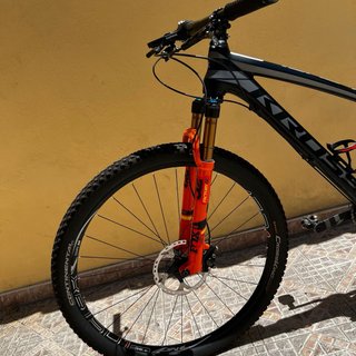 Bicicleta Kross Level B12 Carbono