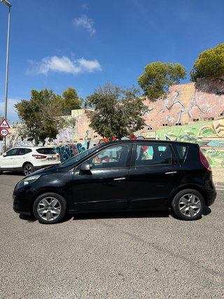Renault Scenic 2012