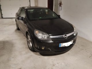 Opel Astra GTC 1.9 CDTI 150 CV