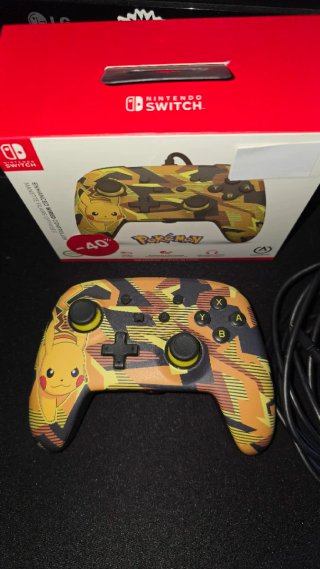 Controller Nintendo Switch Pikachu Camo