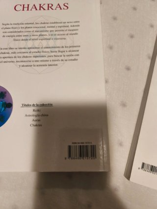 Lote de 2 libros de yoga y chakras