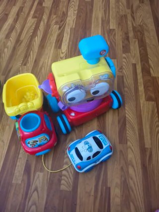 Juguetes Robot y Coche Policía