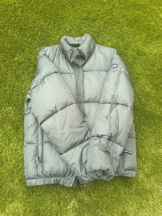 Abrigo de plumas Pull And Bear verde