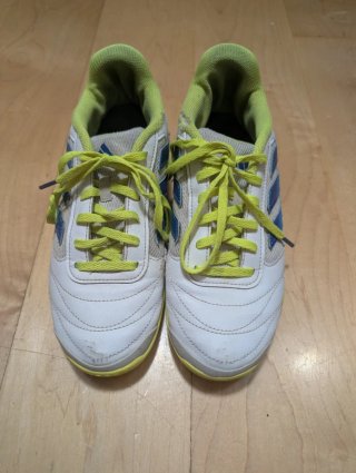 Zapatillas de futbol ADIDAS Blancas y Verdes