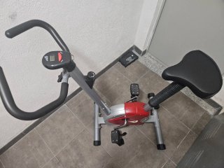 Bicicleta Estática Compacta