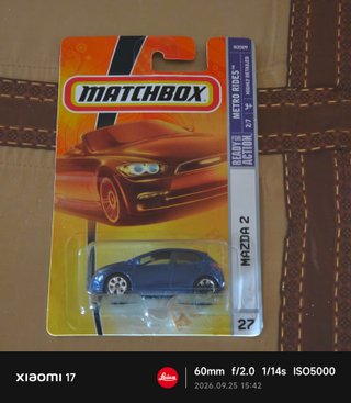 Matchbox Mazda 2 Demio blu
