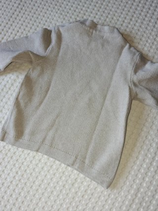 Jersey bebé Kiabi talla 9 meses