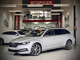 Skoda Superb COMBI 150CV DSG SPORTLINE