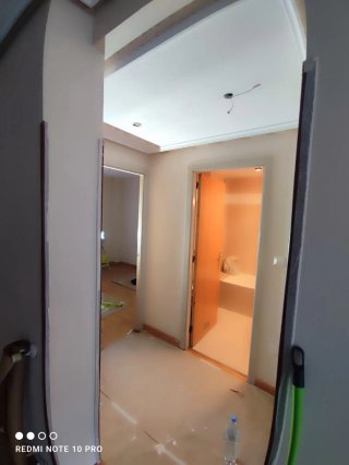 Se realiza trabajo de pintura y parquet. Etc...