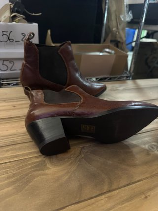 Botines Chelsea Piel Marrón Woz