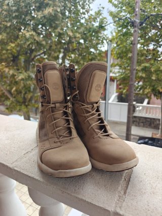 Botas Timberland Flyroam Tácticas Beige
