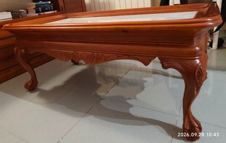 Mesa de centro estilo isabelino con mas de 40 años