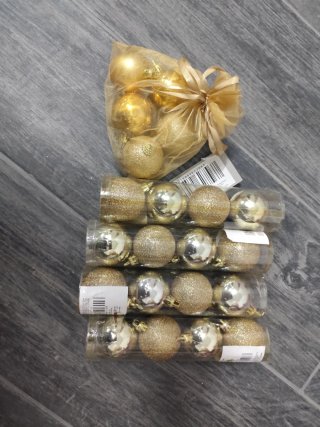 Set di palline di Natale oro