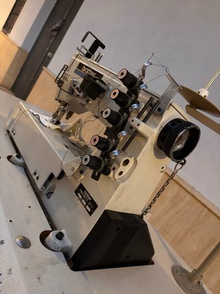 Máquina de Coser Industrial Brother FD4-B272