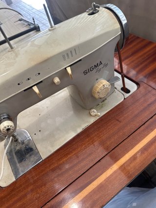 Máquina de coser industrial Alfa