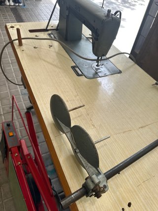 Máquina de coser industrial Alfa